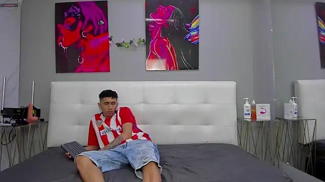 ahsly78Bryan's Live XXX Chat