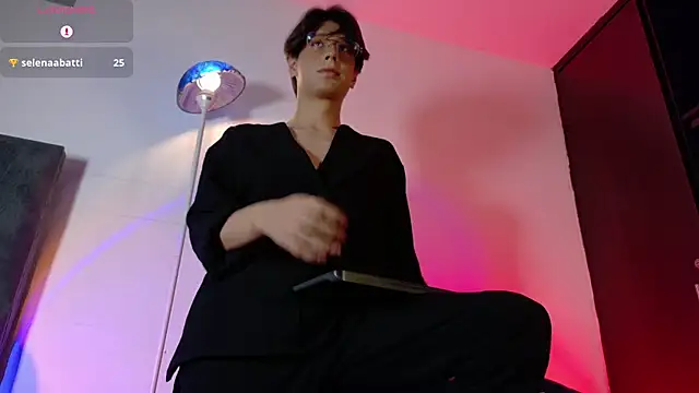 lui_x_dust 网络视讯表演