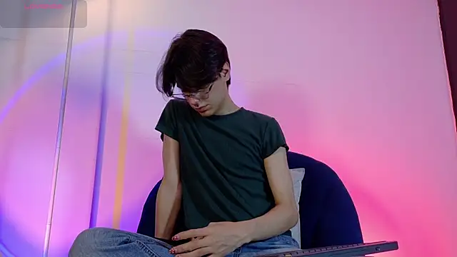lui_x_dust 在線直播表演