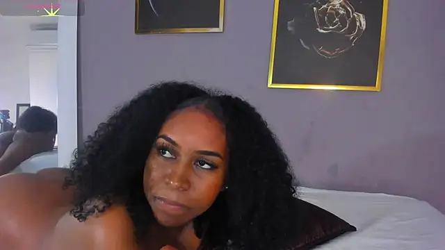 TAYRA_CASTLE Chat XXX live