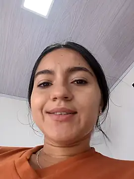 Chatroom XXX en direct de DulceCaroX