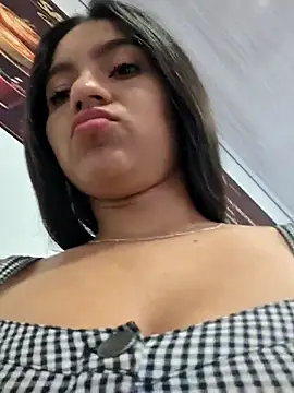 DulceCaroX live XXX chat