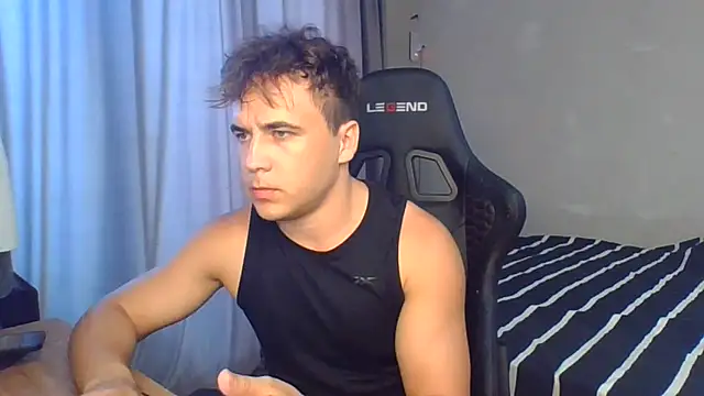 Denis_sport Webcamshow