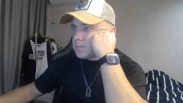 Denis_sport's Webcam Show
