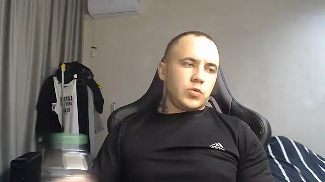 Denis_sport Show in webcam