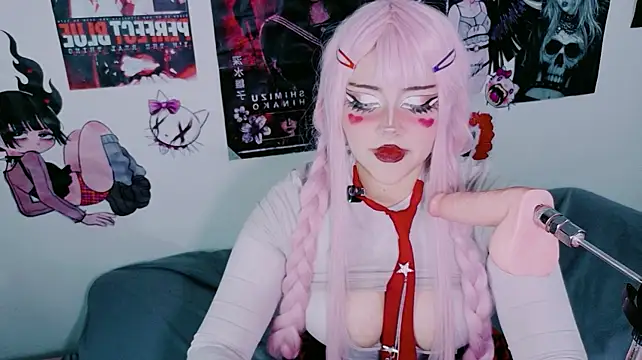 Živý XXX chat angeldust_777
