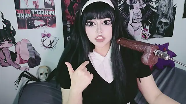 הופעת וובקאם של angeldust_777