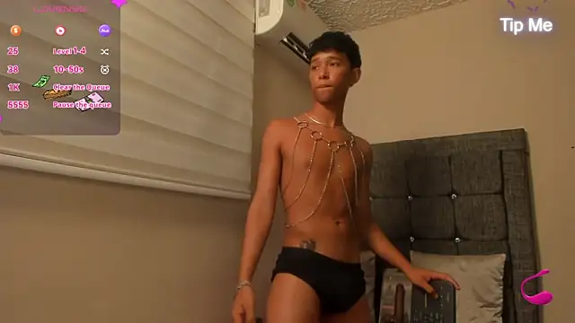 Little_Twink19x 网络视讯表演