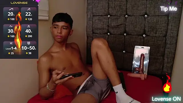 Little_Twink19x ওয়েবক্যাম শো