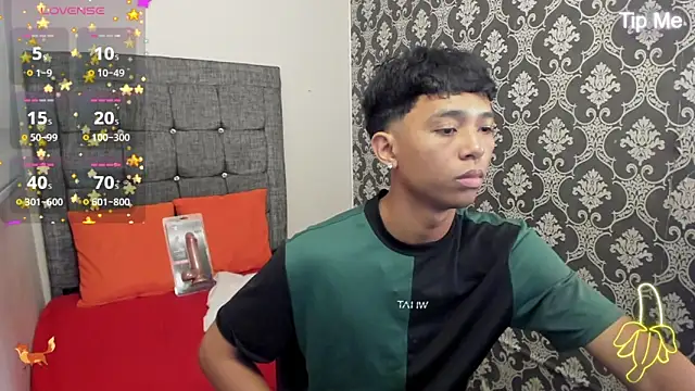 Little_Twink19x's Webcam Show