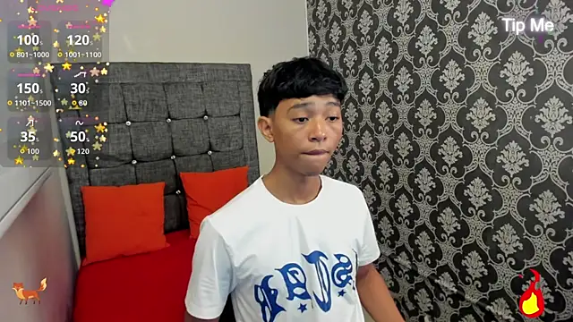 Show de Little_Twink19x na webcam