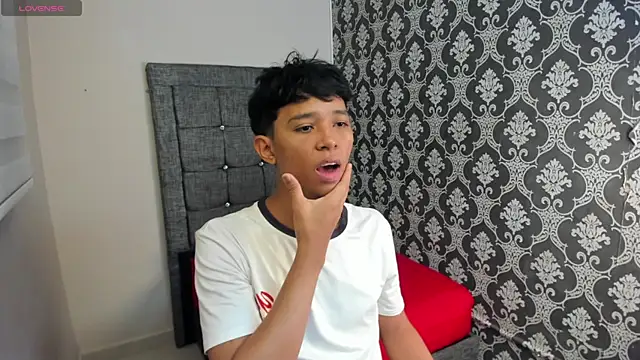 Show webcam de Little_Twink19x