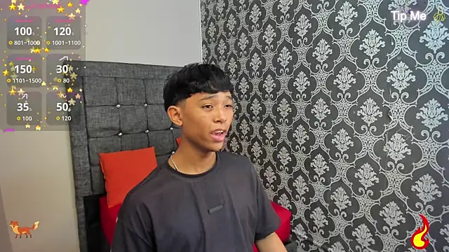 Little_Twink19x Webcamshow