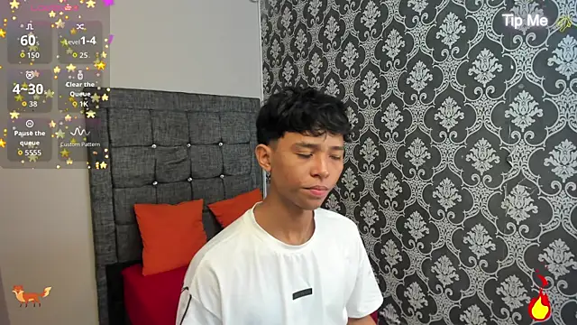 Little_Twink19x Adlı Modelin Web Kamerası Şovu