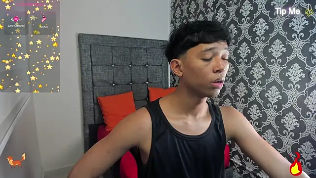 Little_Twink19x Webcam show