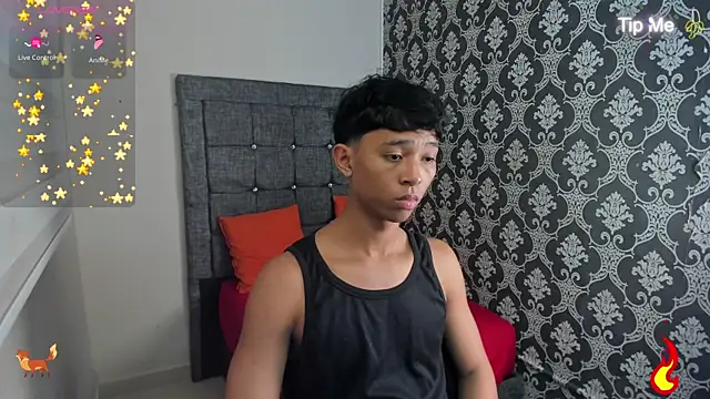 Little_Twink19x 网络视讯表演