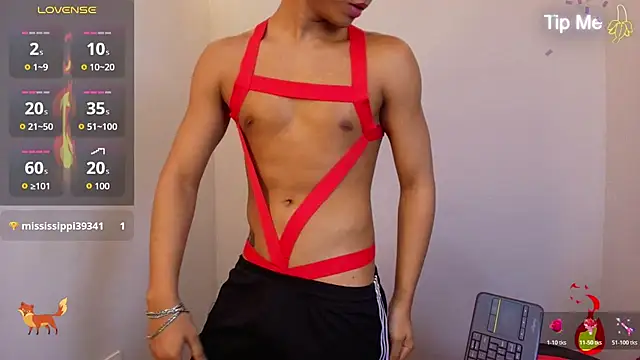 Show de Little_Twink19x na webcam
