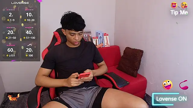 Little_Twink19x Pertunjukan Webcam