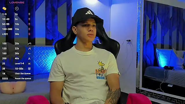 TonyPetrovjs 웹캠 쇼
