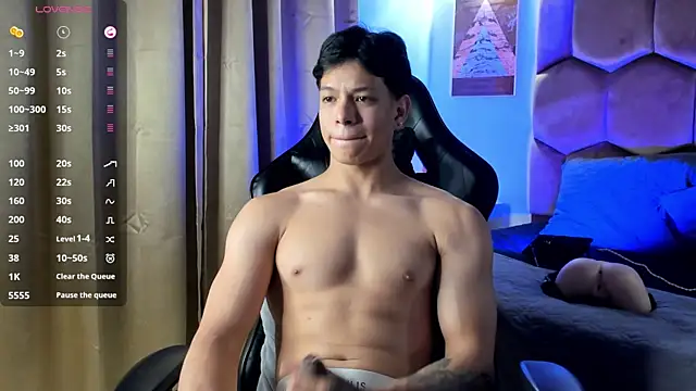 TonyPetrovjs Webcamshow