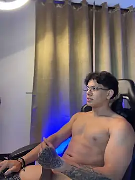 TonyPetrovjs Pertunjukan Webcam