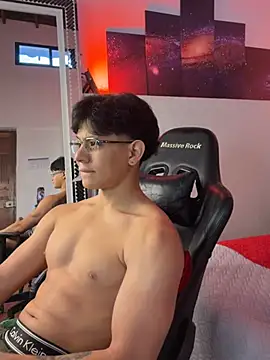 TonyPetrovjs 웹캠 쇼