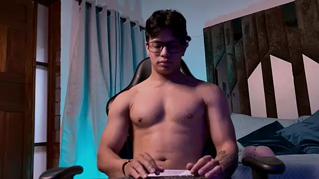عرض كام TonyPetrovjs