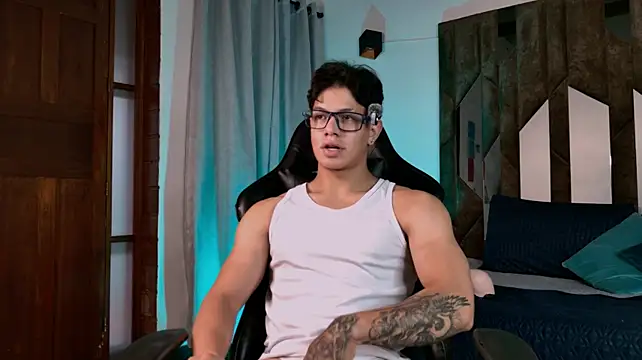 TonyPetrovjs' Webcam Show