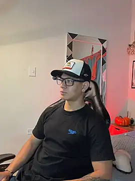 TonyPetrovjs Webcam-Show