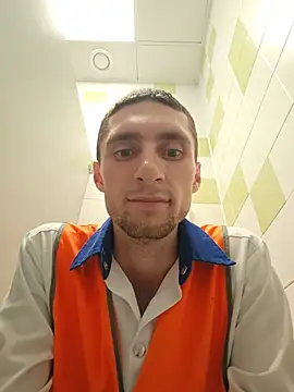 Darkfades Show in webcam