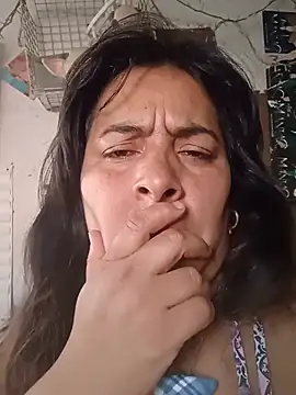 Chat +18 de ivilondon ao vivo