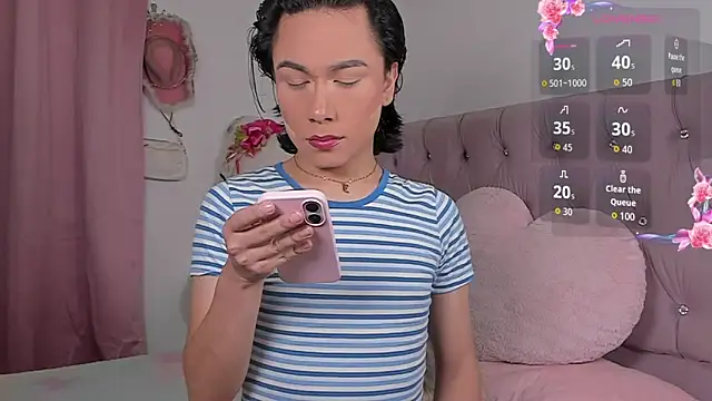 Pokazy przed kamerką – valentine_sweety