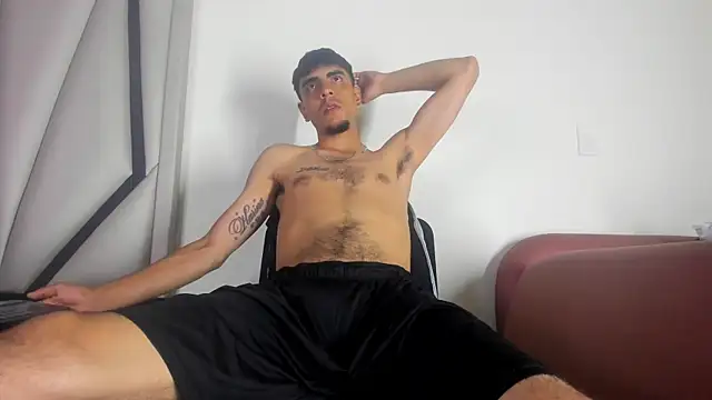 Endrick-23 Show in webcam