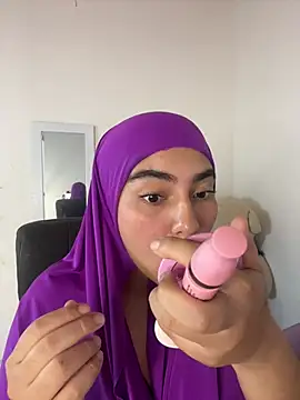 Malika_Noor's Webcam Show