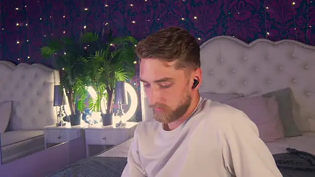 Dexter_Raze Webcam-Show