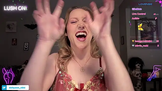 greenxxxqueen webcam show