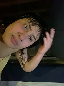 Show modela ELPETIHUB na web-kameri