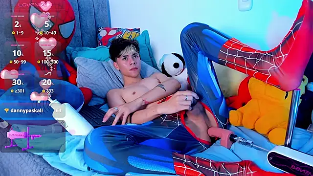 Callum_777's Webcam Show