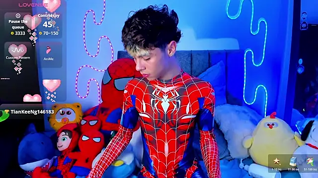 הופעת וובקאם של Callum_777