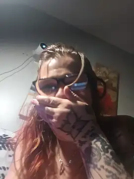FelicityFreeze69's Webcam Show