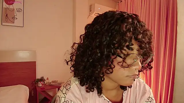 צ'אט XXX בשידור חי של Meganlux1