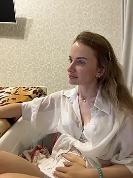 AinyrVixxen XXX чат на живо