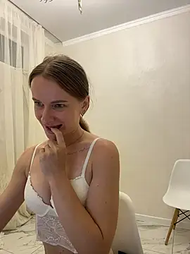 Show modela AinyrVixxen na web-kameri