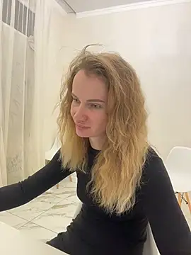 Chat XXX ao vivo de AinyrVixxen