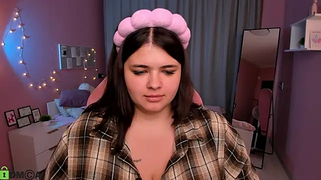 Annet_Nel1son XXX чат на живо