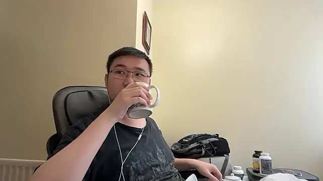 jasonryu2025 Show Webcam