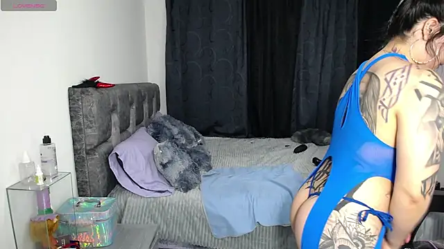 Dakotattoo Live XXX-Chat
