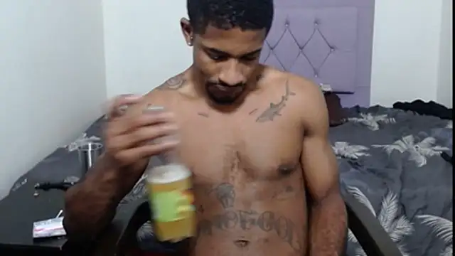 הופעת וובקאם של blackhorseet