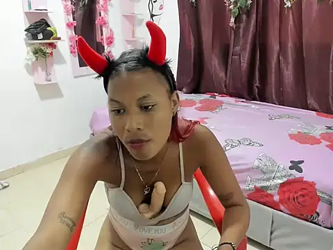 Ivanna_lan élő chatszobája