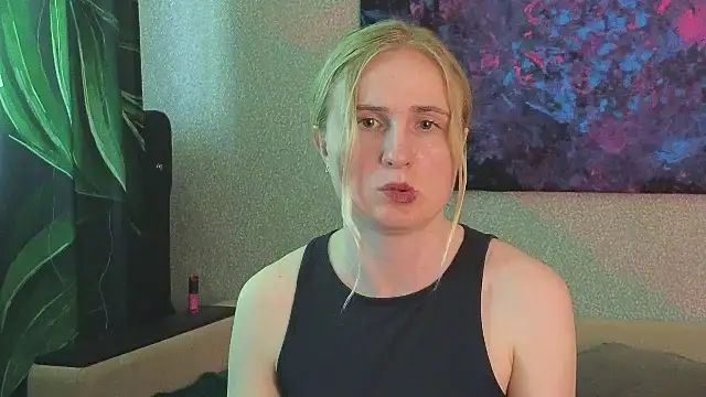 Lanavi_Smile élő XXX-chatje